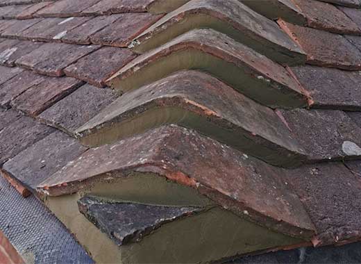 emergency roof repairs london sw19